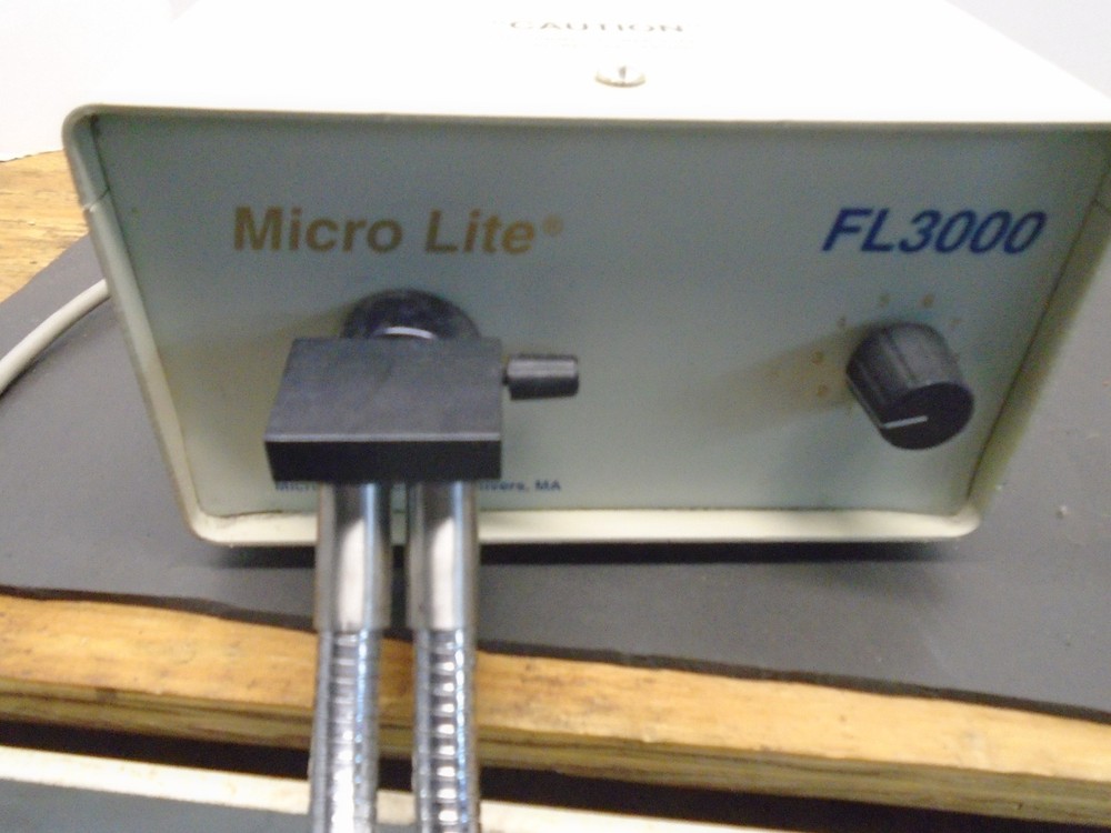 Micro-Lite FL3000 Fiber Optic Illuminator with flexable lights