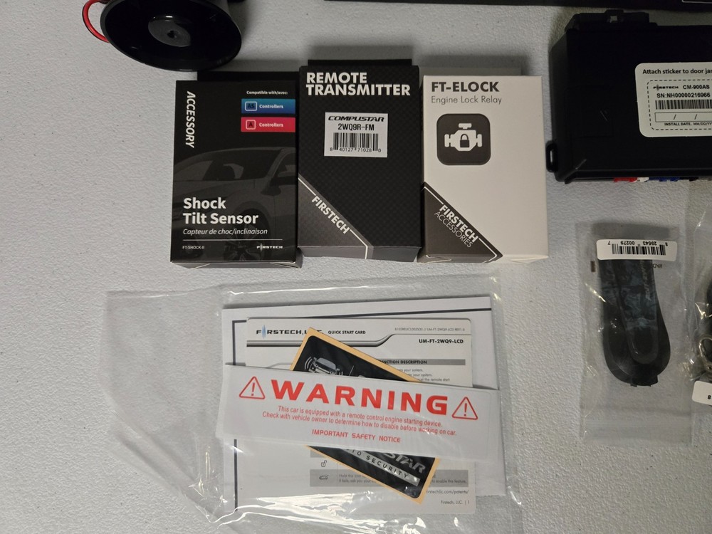 Compustar CS2WQ900-AS 2-Way LCD 3000-FT Max Range Remote Start + Security System