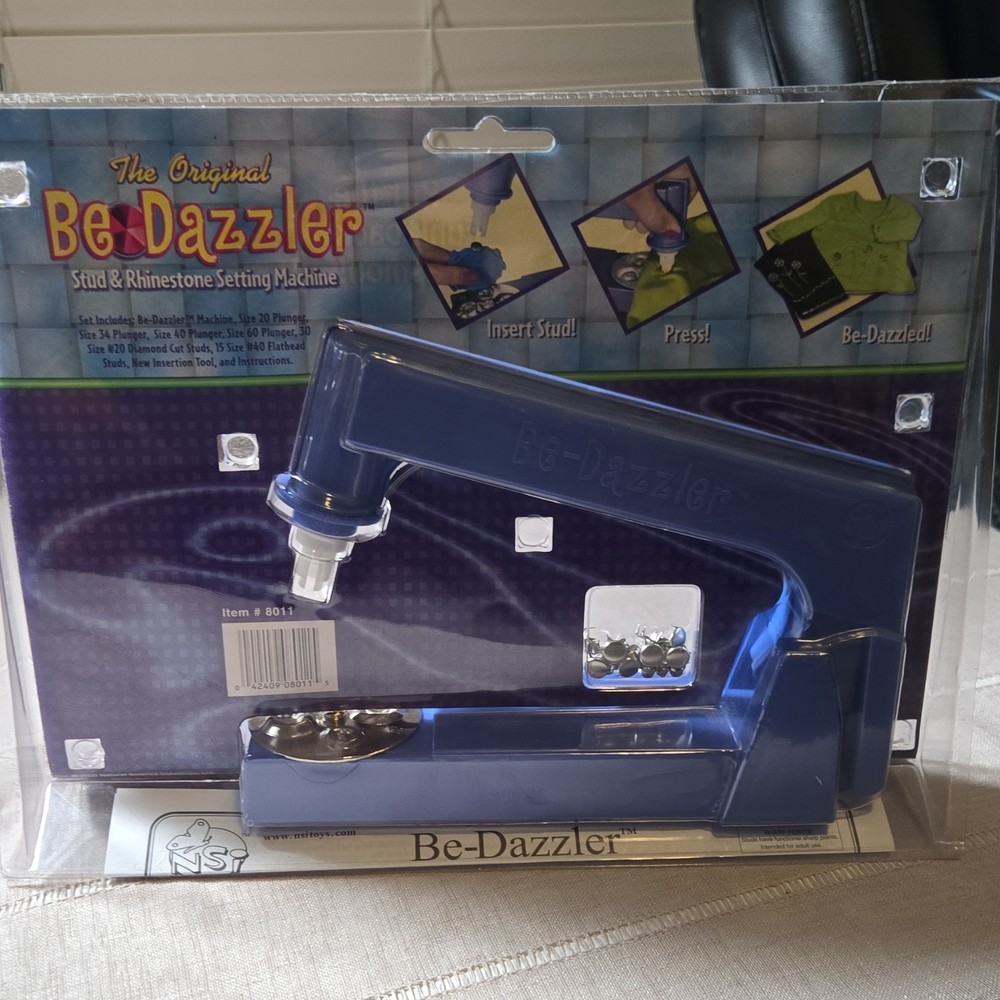 BeDazzler Original Stud & Rhinestone Setting Machine Blue MPN 8011