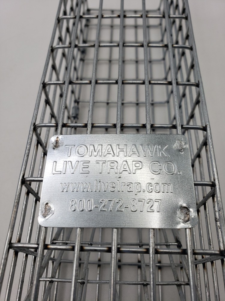 Tomahawk Model E30 One Way Excluder