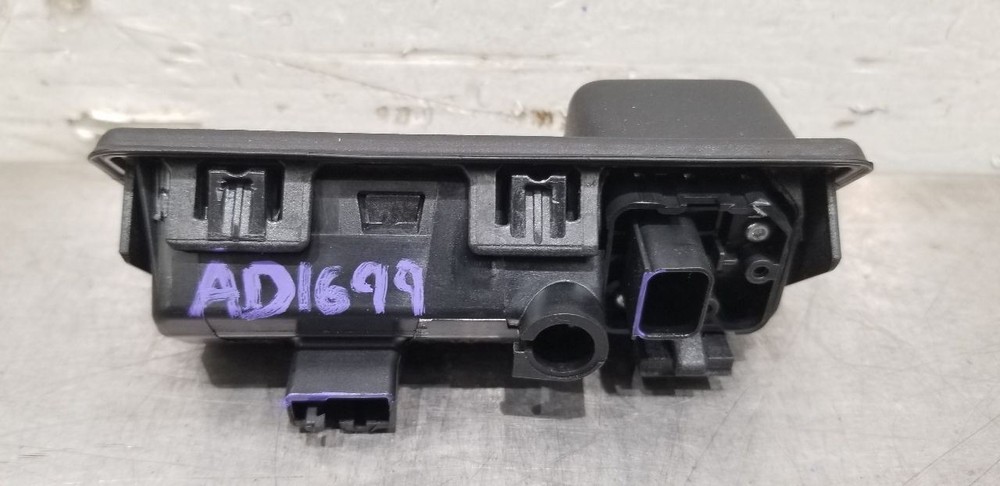 24 AUDI RS 3 REAR VIEW CAMERA