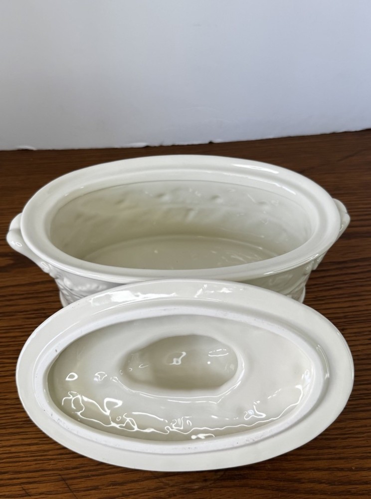 Ceramic Bird Oval Center Piece