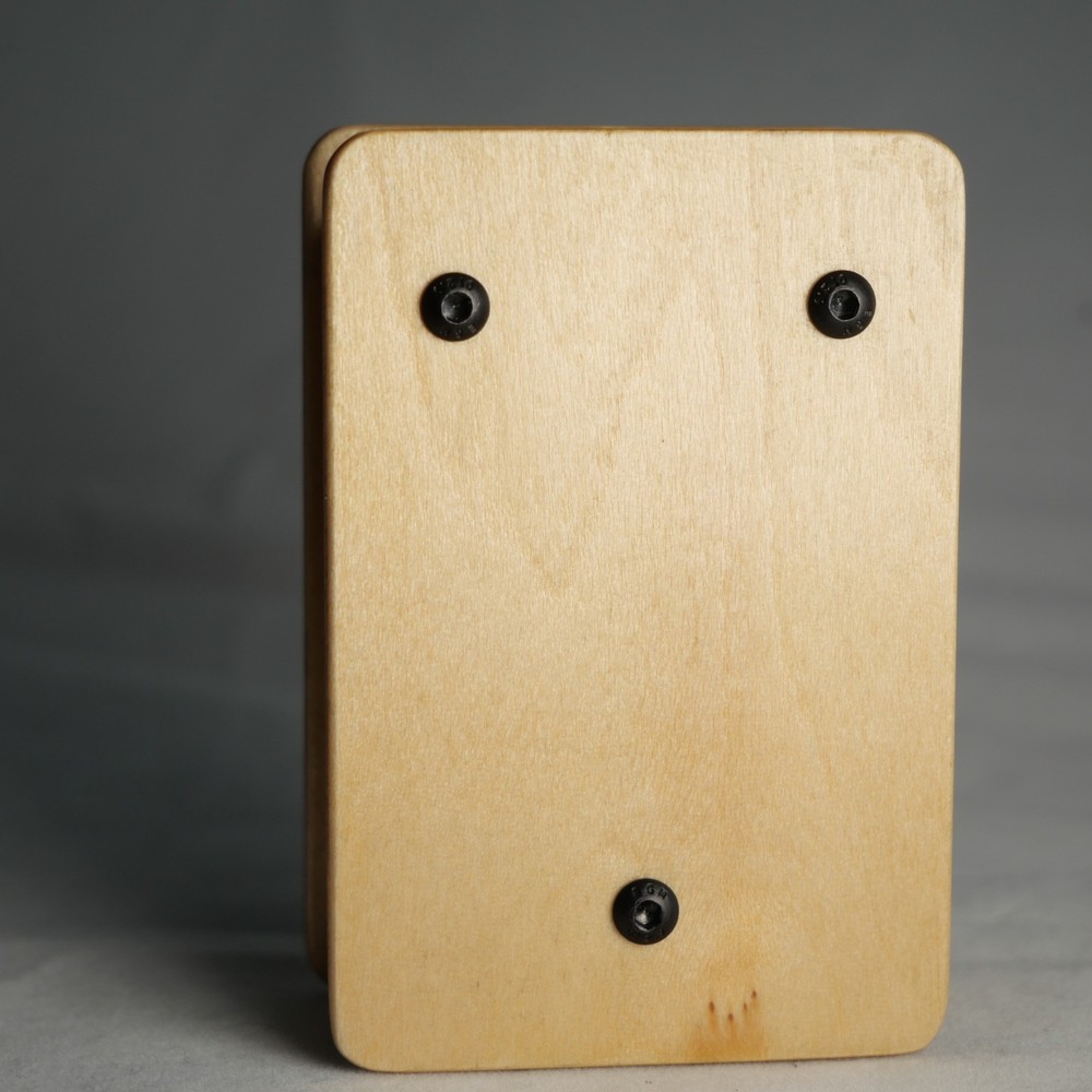 madMidiMiniClassicPlus Midi Controller 2 buttons, 2 potentiometers, 2 LEDs