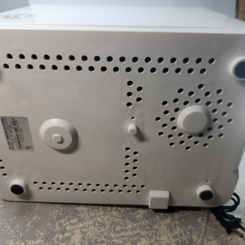 Zojirushi BBCC-Q10 Home Bakery Junior Automatic Bread Machine