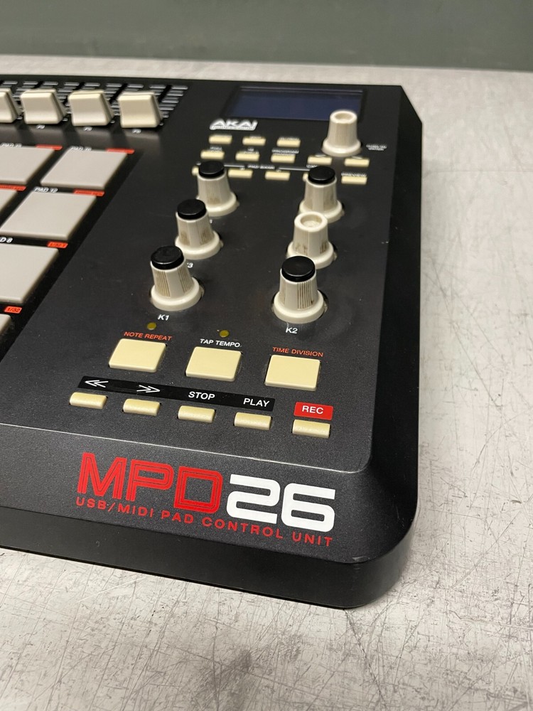 AKAI Professional MPD26 USB/MIDI Pad Control Unit