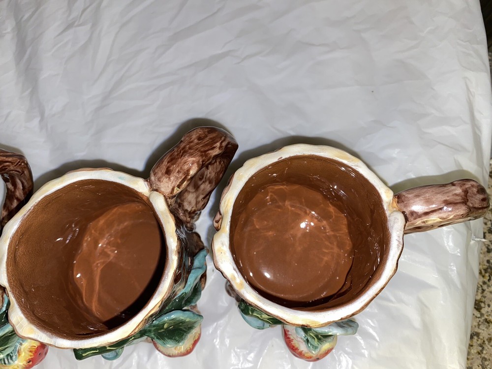 Apple Tree Strawberries Design Bark Ceramic pitcher and cup set damaged