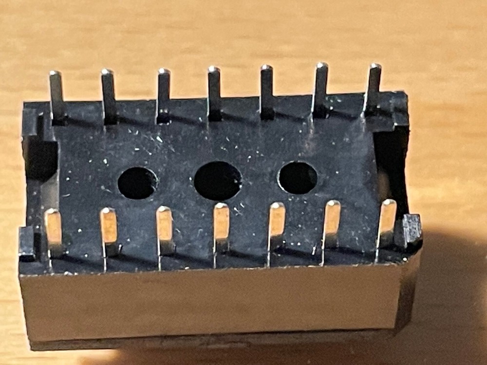 MANN ORGANIZATION 14 Pin DIP Socket Part Number CA-14S-TSD.