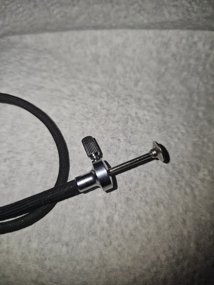 Original Leica mechanical shutter release cable