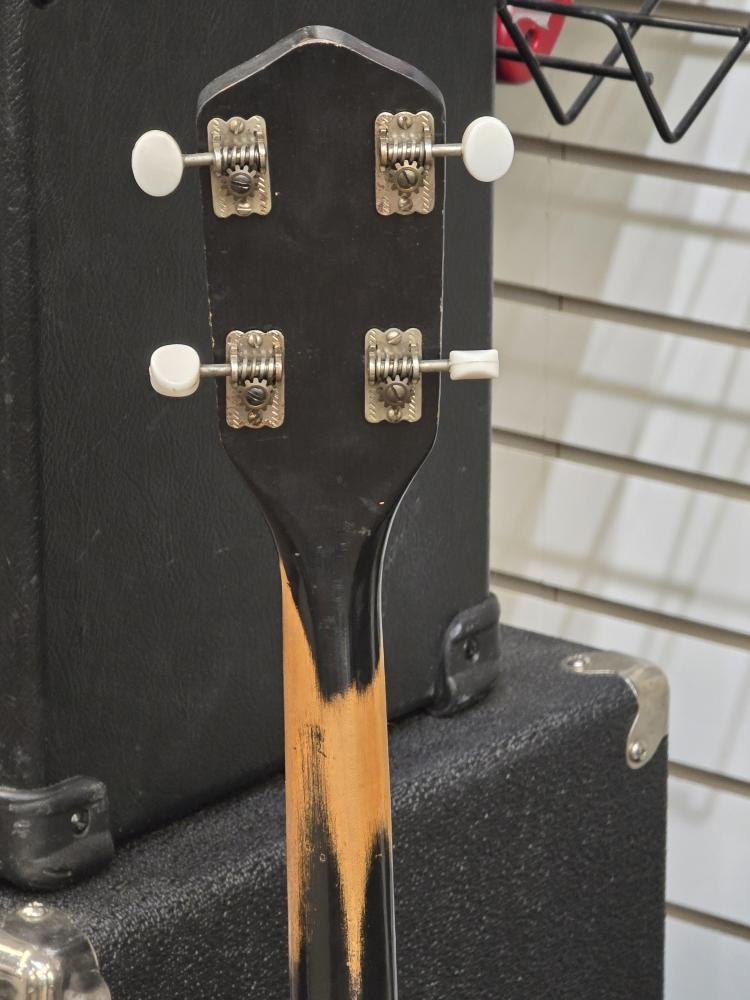 SILVERTONE BANJO (CJL061657)