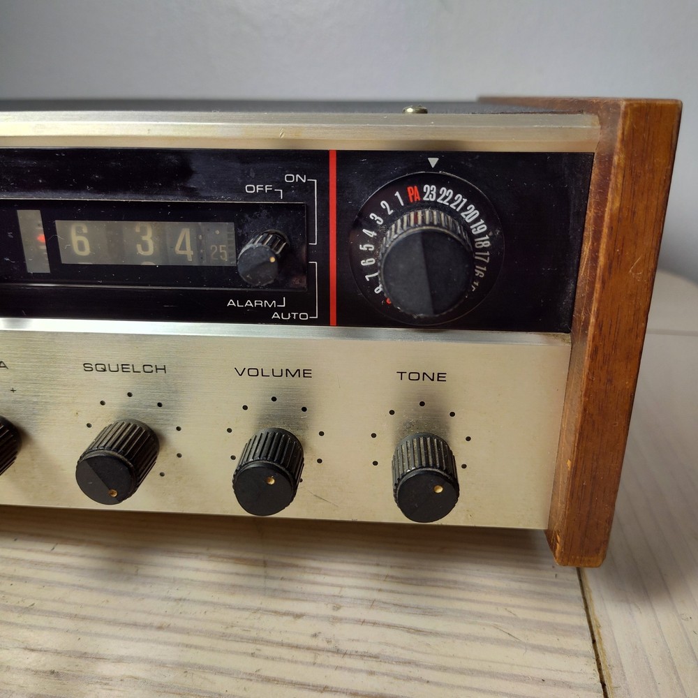 Courier Conqueror II CB Solid State Transceiver: Turns On Untested Parts Repair