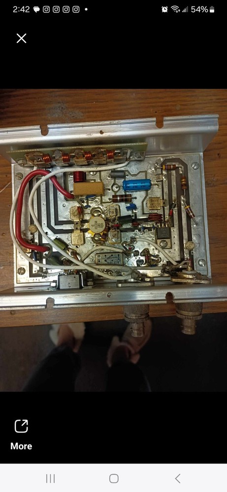 Power Amplifier - Powered Amplifier 6"lx 4 1/2"w The unit is untested