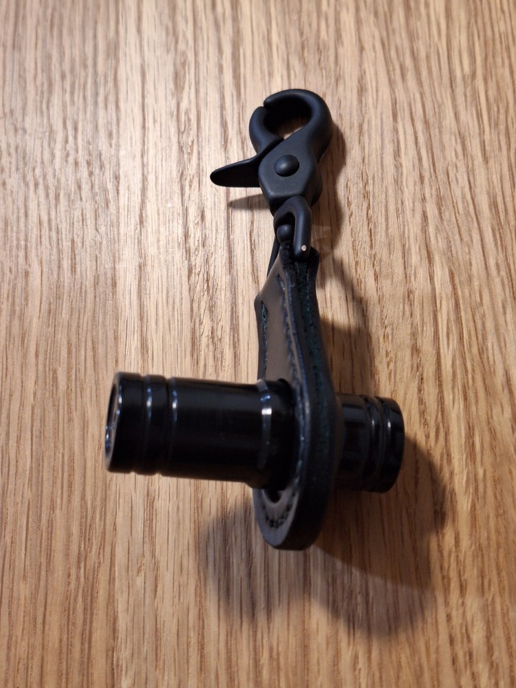 Green and black Single Hole Leather Pool Cue Thread Protector Holder