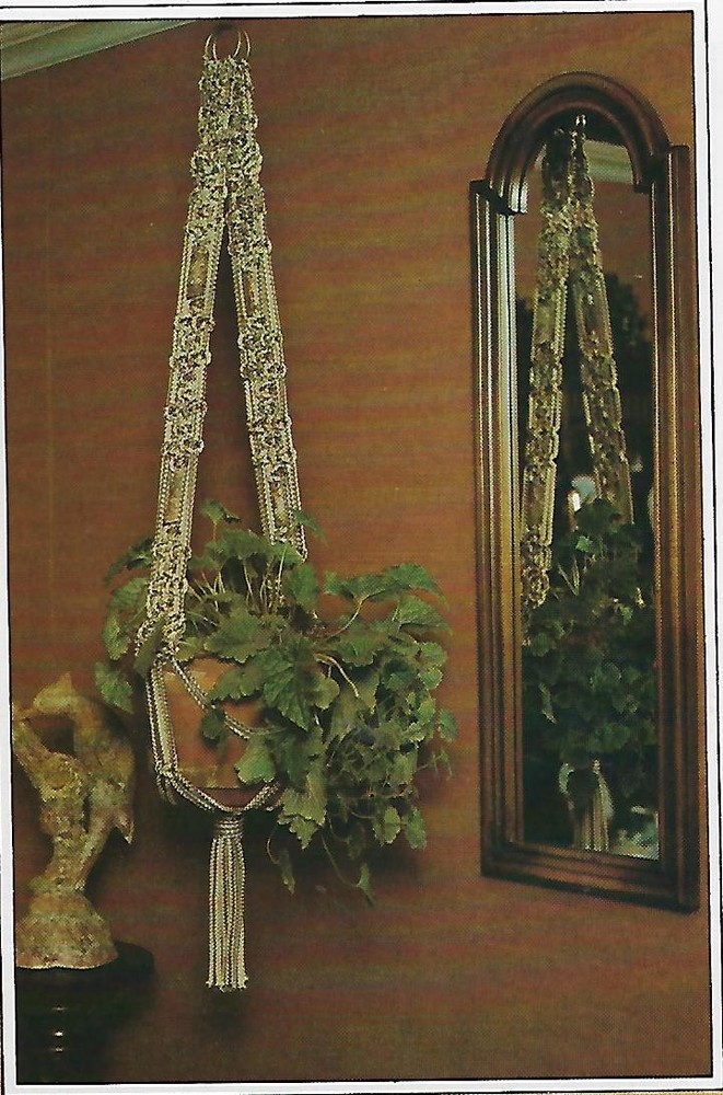 Easy Plant Hanger Patterns Macrame with Elefant Cord Featuring Fern Dangles