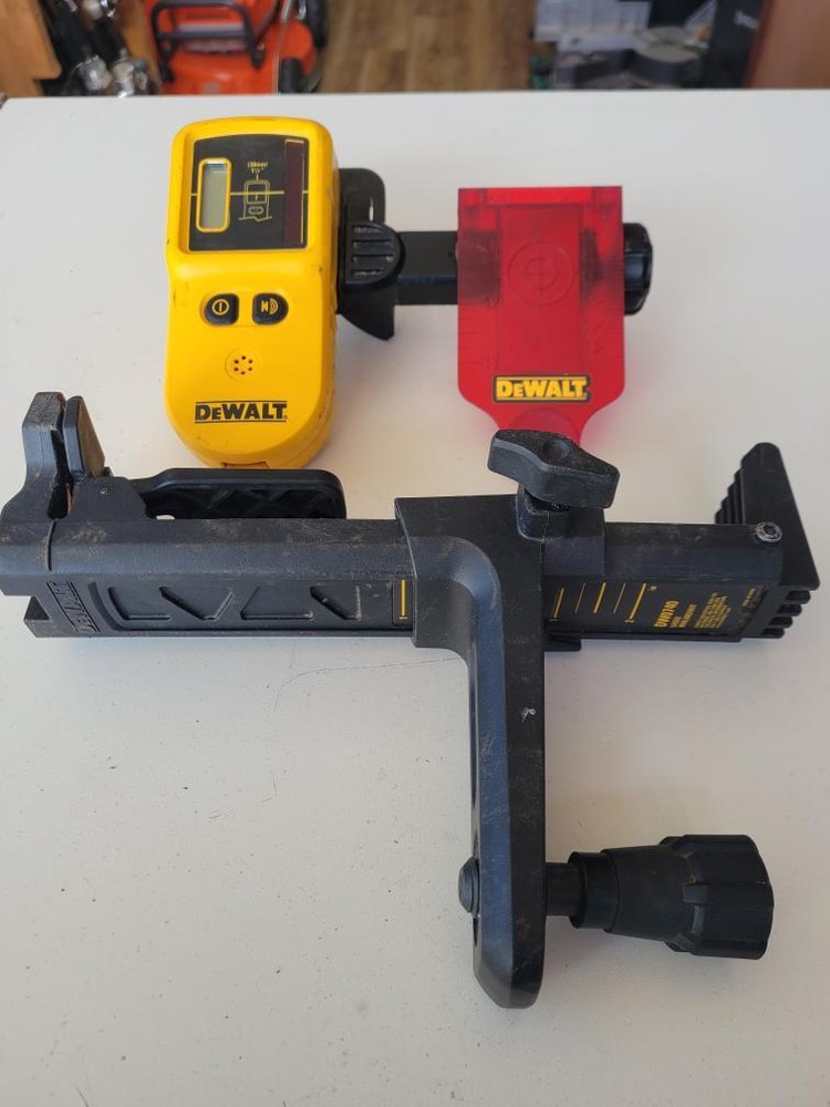 DEWALT DW074 ROTARY LASER (SBL010086)
