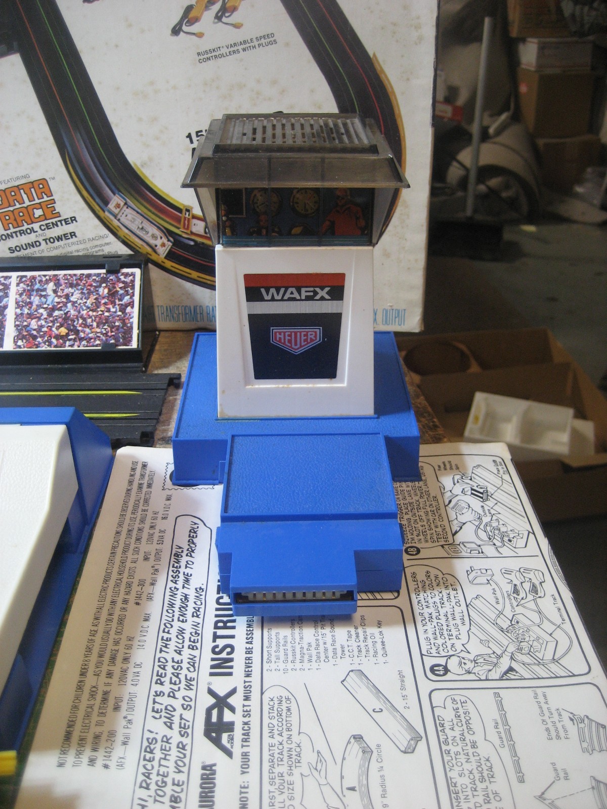 Aurora AFX HO slot car # 2708 Data Race Championship with Sound Tower Complete!