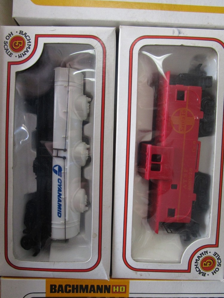 BACHMANN HO SCALE SANTE FE 307 TRAIN SET KIT