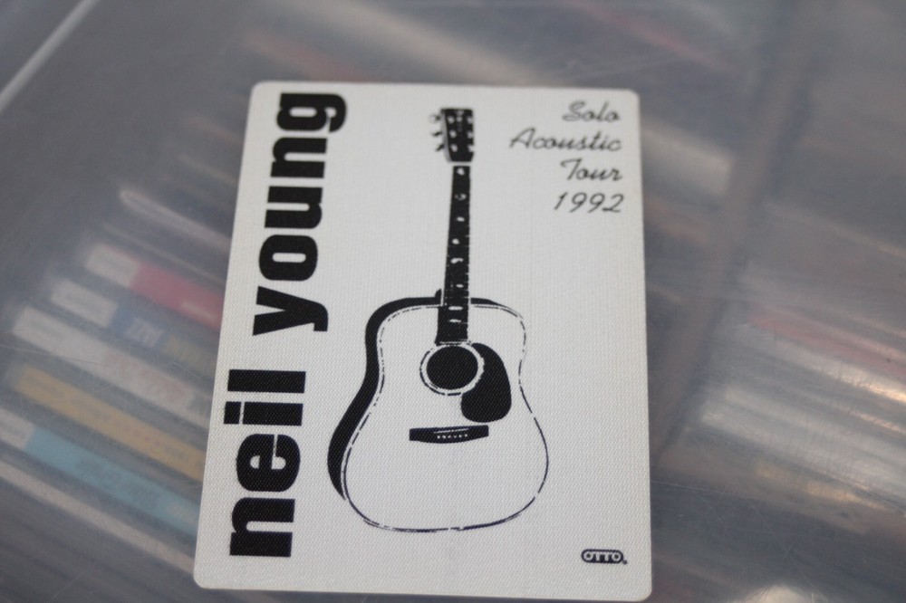 Neil Young  -  Unused Backstage Pass #3 - FREE POSTAGE - Solo Acoustic 1992