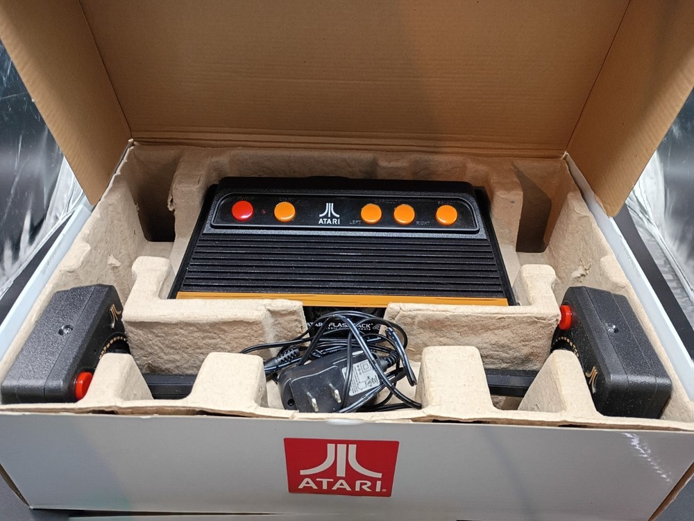 Atari - Flashback 4 Classic Game Console 40th Anniversary Edition
