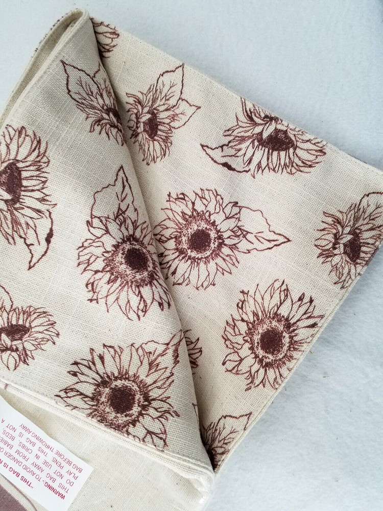 Audrey's. Reversible Table Runner, SUNFLOWER FIELDS, 52" x 13", NEW