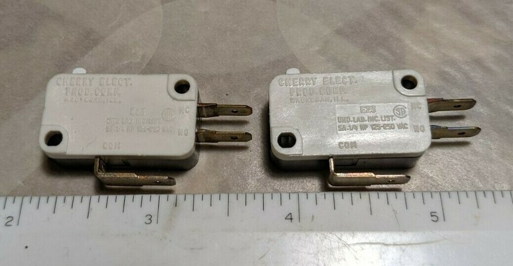 Two NOS Cherry E23-00AX Micro Switch - NSN 5930-01-010-1155