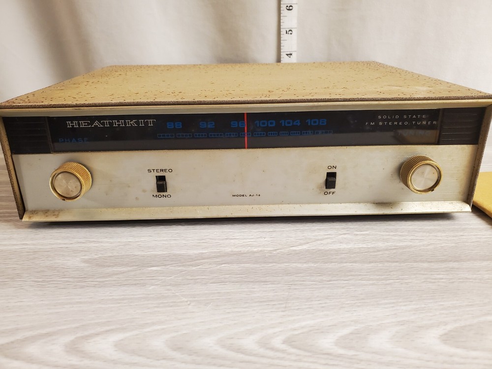 Vintage HeathKit Solid State FM Tuner AJ-14 w/ Manuals