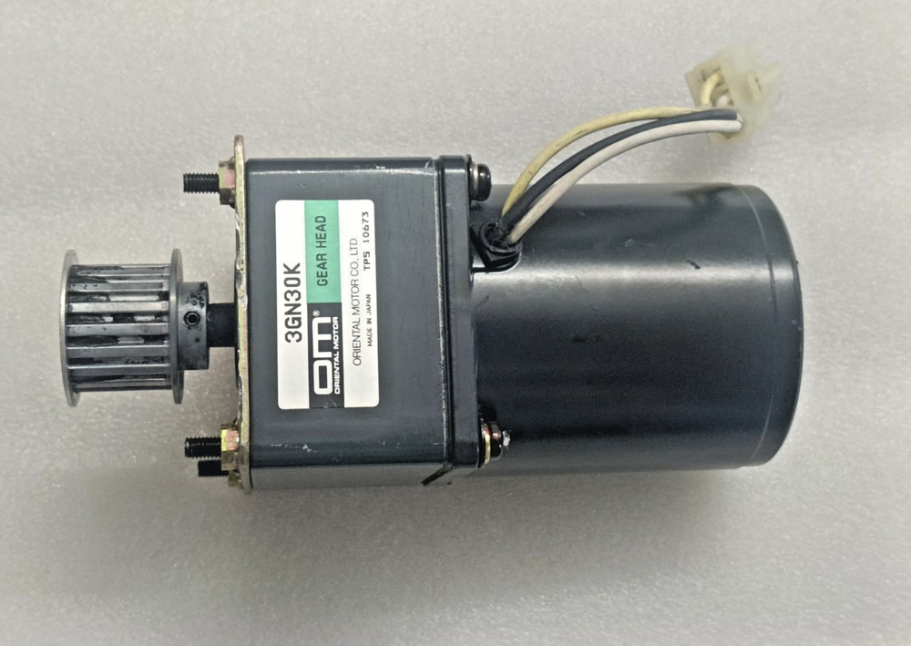 ORIENTAL REVERSIBLE MOTOR 3RK15GN-C-E6