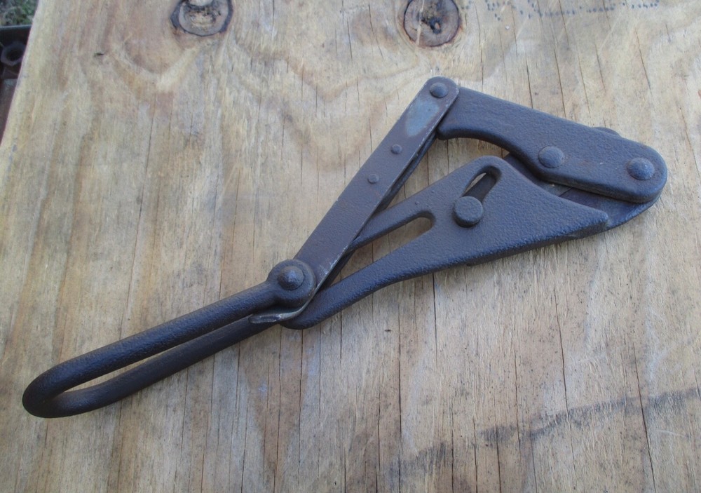 KLEIN 1613-40 MADE IN USA CABLE WIRE PULLER