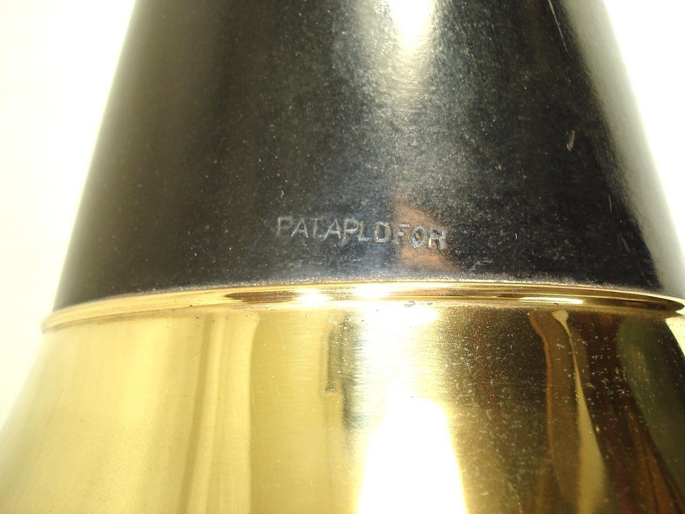 Victor II Humpback Phonograph