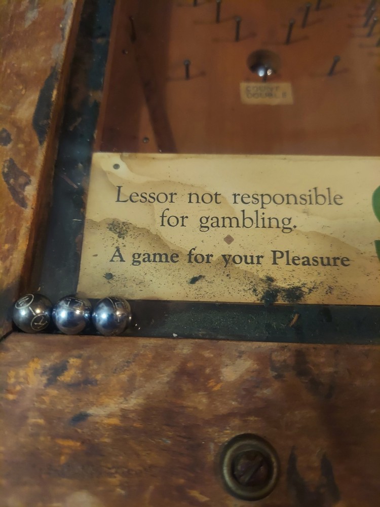 1930's antique 1 cent arcade flipperless pinball table