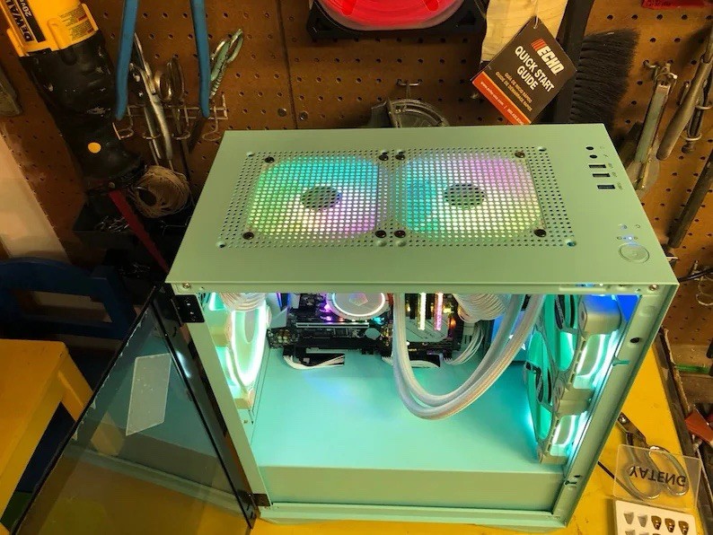 The Essential Michele ® - The Mint Gaming Computer