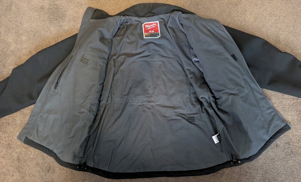 Milwaukee M12 Heated Jacket Mens L Black Softshell W Battery & Power Source