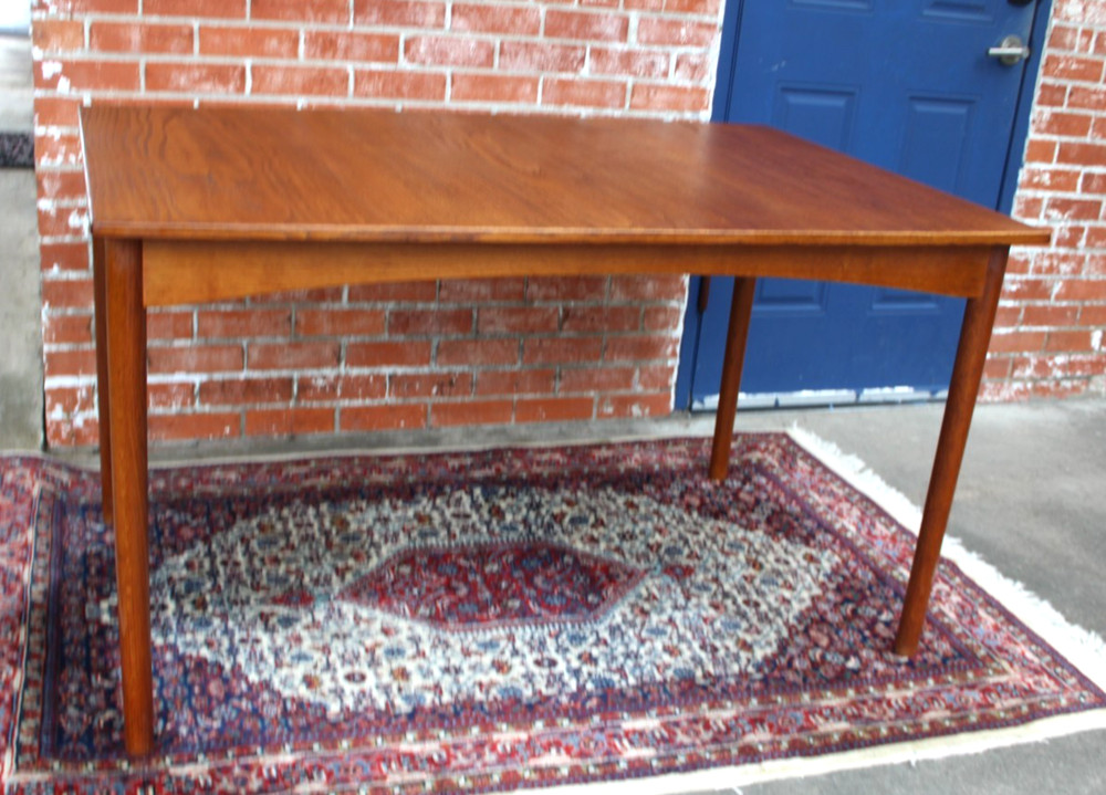 Mid Century Extended Leaf Dining Table