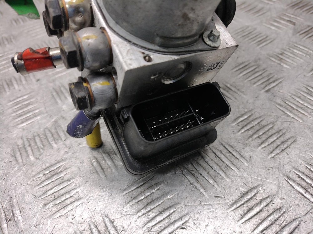 2016 DUCATI PANIGALE 955 V2 ABS PUMP