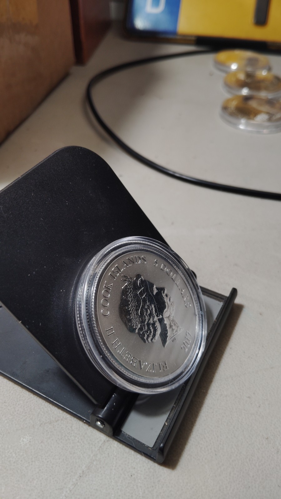 PATRICK ROY UPPER DECK HOCKEY GRANDEUR ONE OUNCE .9999 SILVER COIN SER.#/500