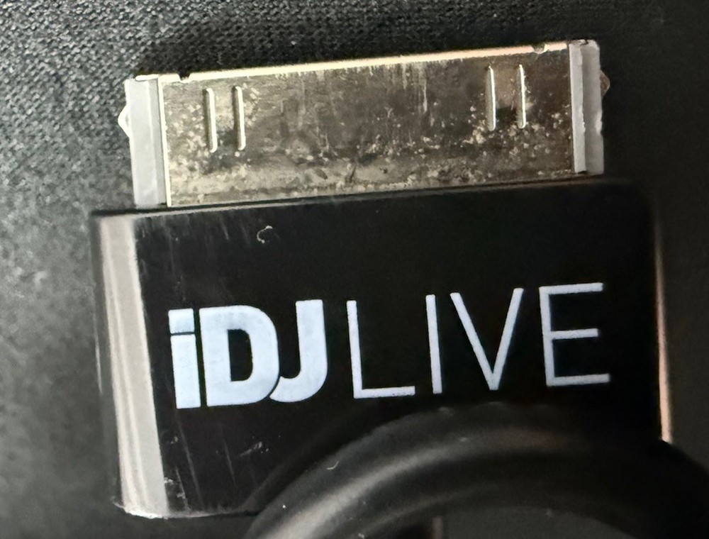 Numark iDJ Live DJ Controller for iPad/iPhone - 30-Pin Connector - Boxed Style