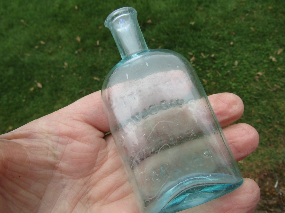 Bartlett's Liquid Blueing-H.A.Bartlett Co.- Philada.