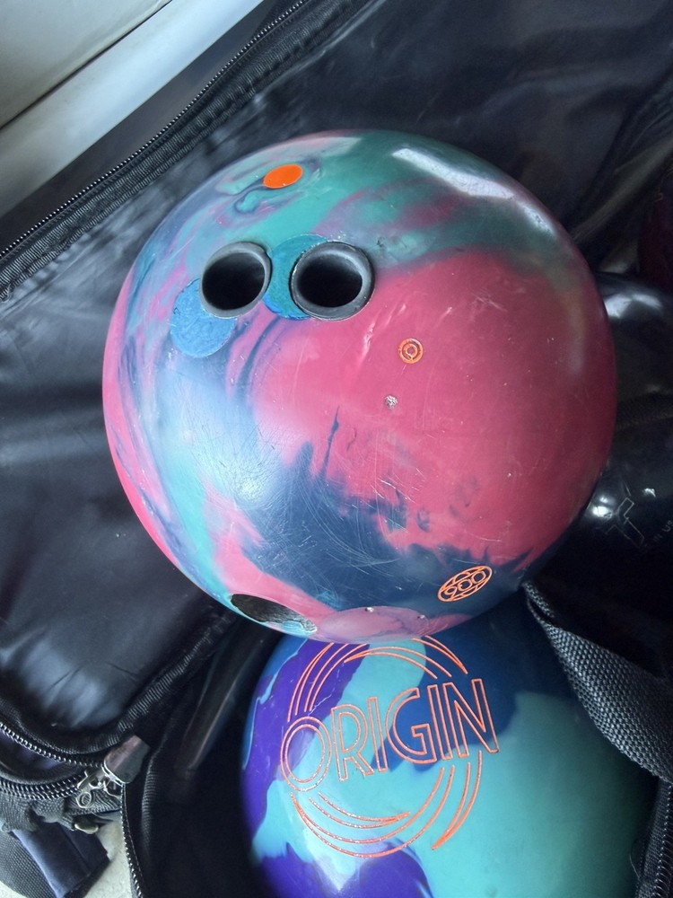 900 Global Reality Solid OG 15 Lb Bowling Ball Drilled