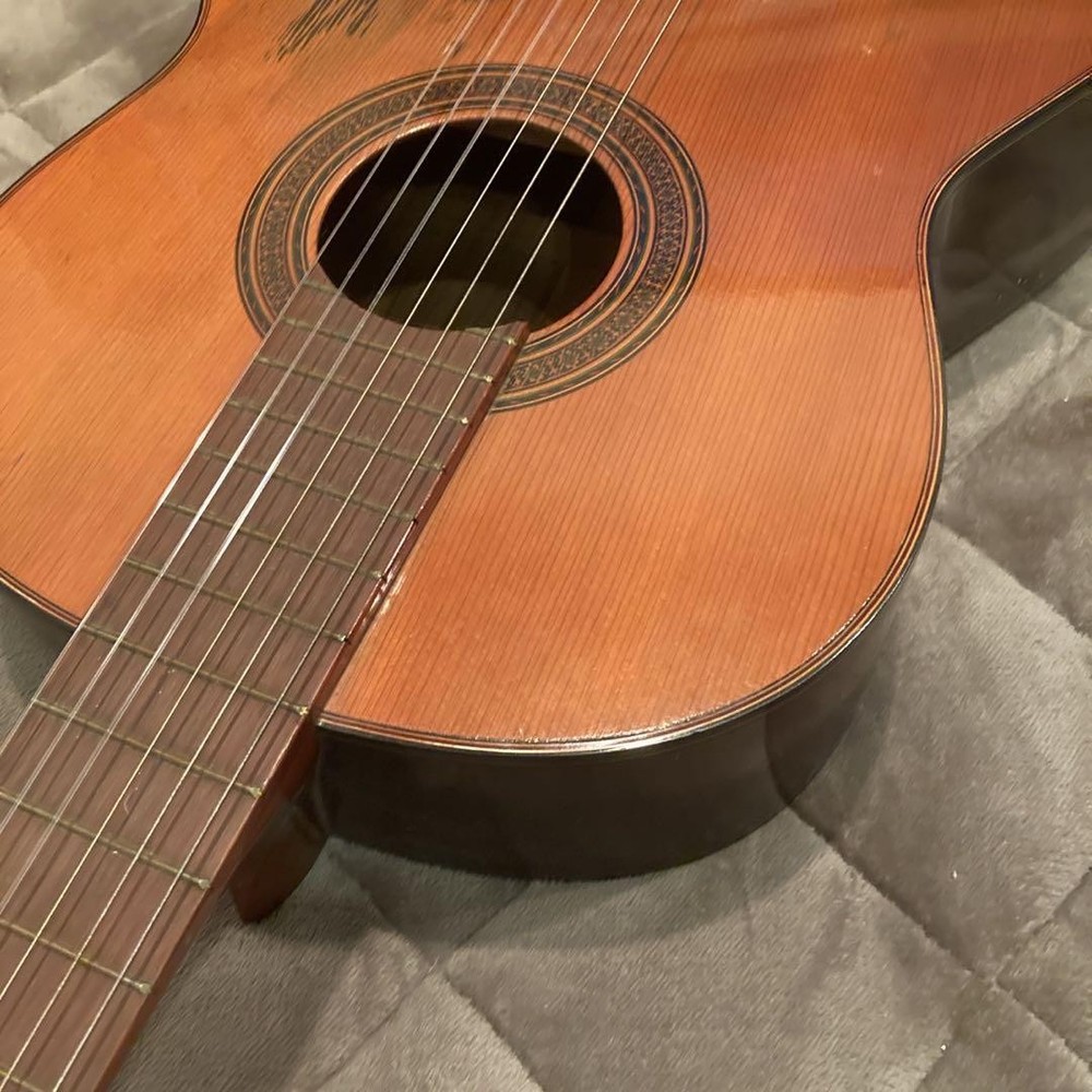 Yamaha Classical Guitar Brown Black-String With Ink Mark, Used