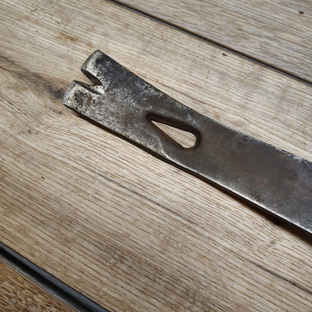 Pry Bar 13" Flat Nail Puller Heavy Duty Industrial
