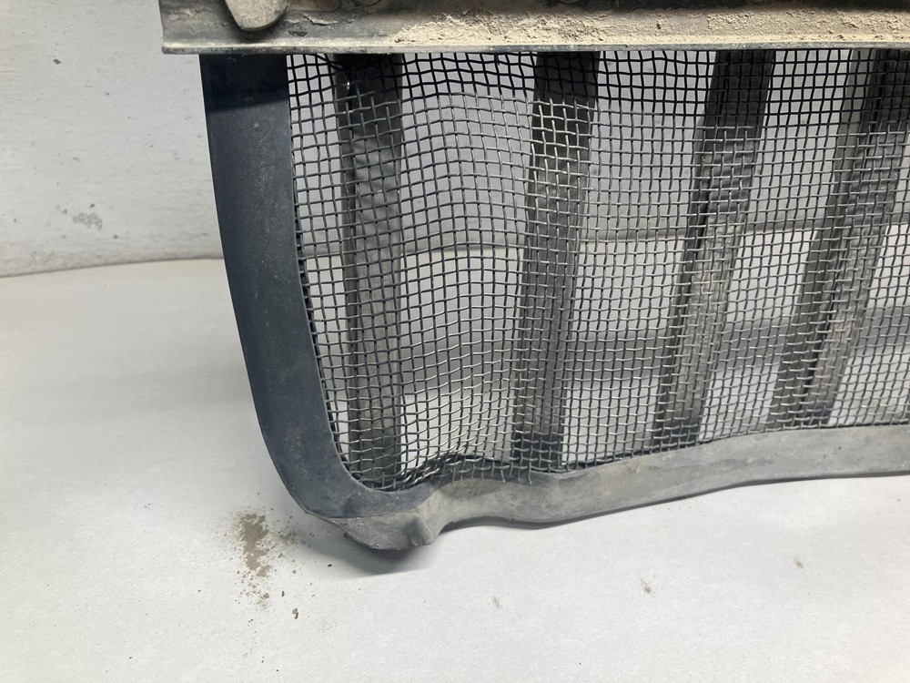 1997-2011 International 9200 Grille - Used