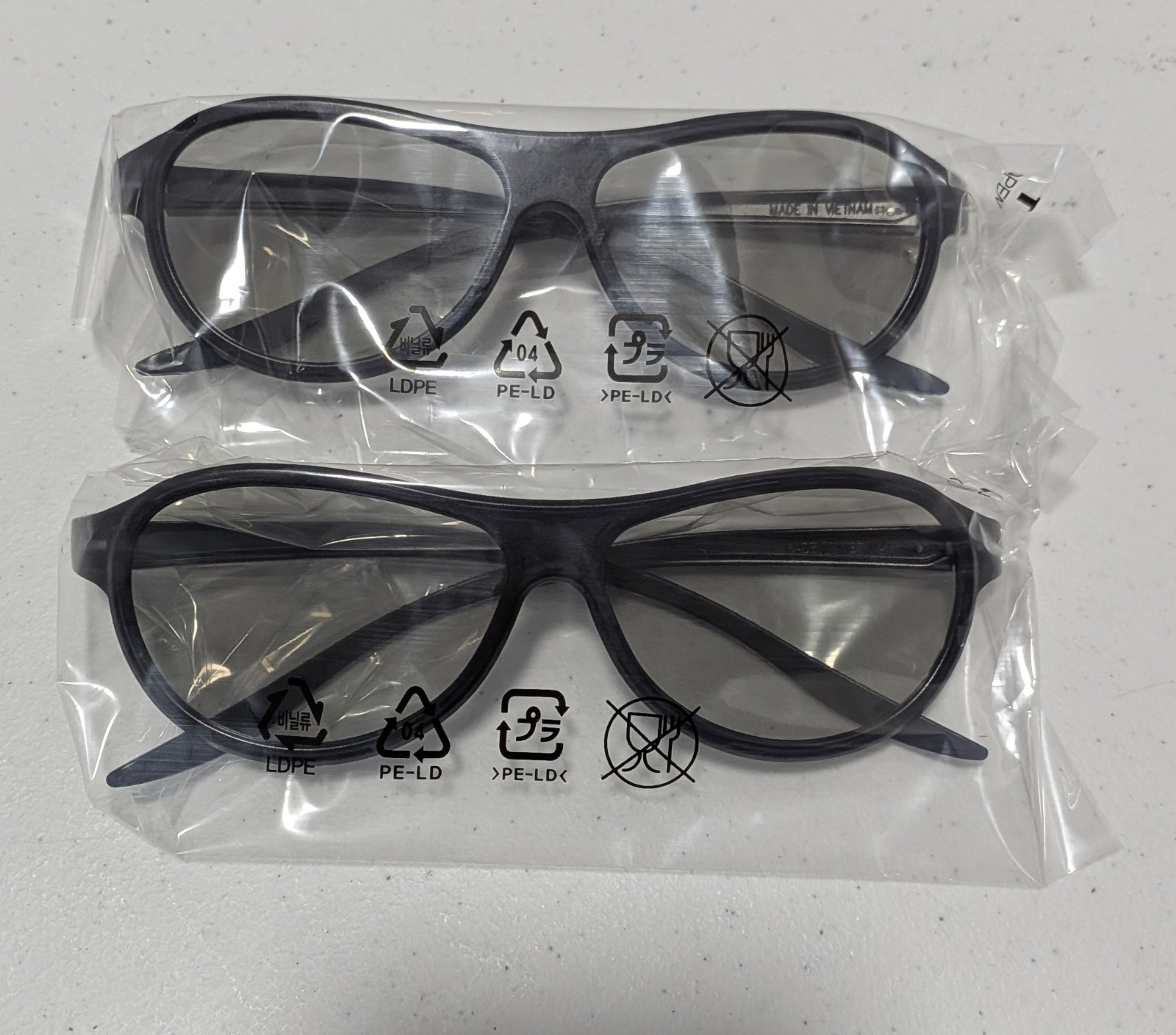 Genuine LG Cinema 3D Glasses AG-F310- Two Pairs New!
