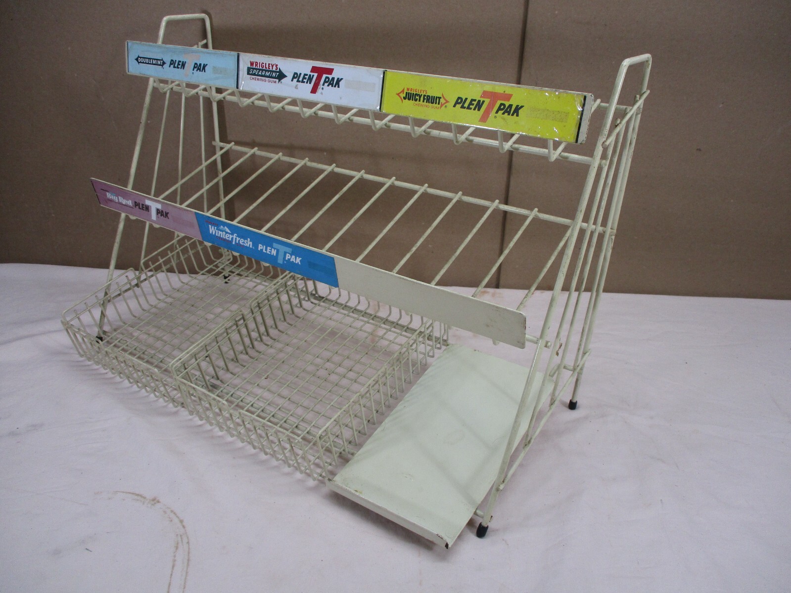 Vintage Gum & Candy Gas Station Country Store Display Wire Rack Wrigley's Brand