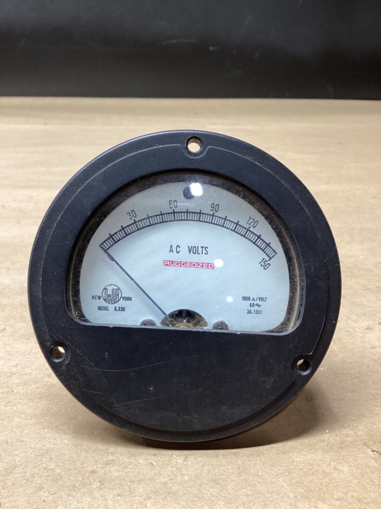 Panel Gauge Volts DC, Model R 330 Ruggedized #104F277*CO
