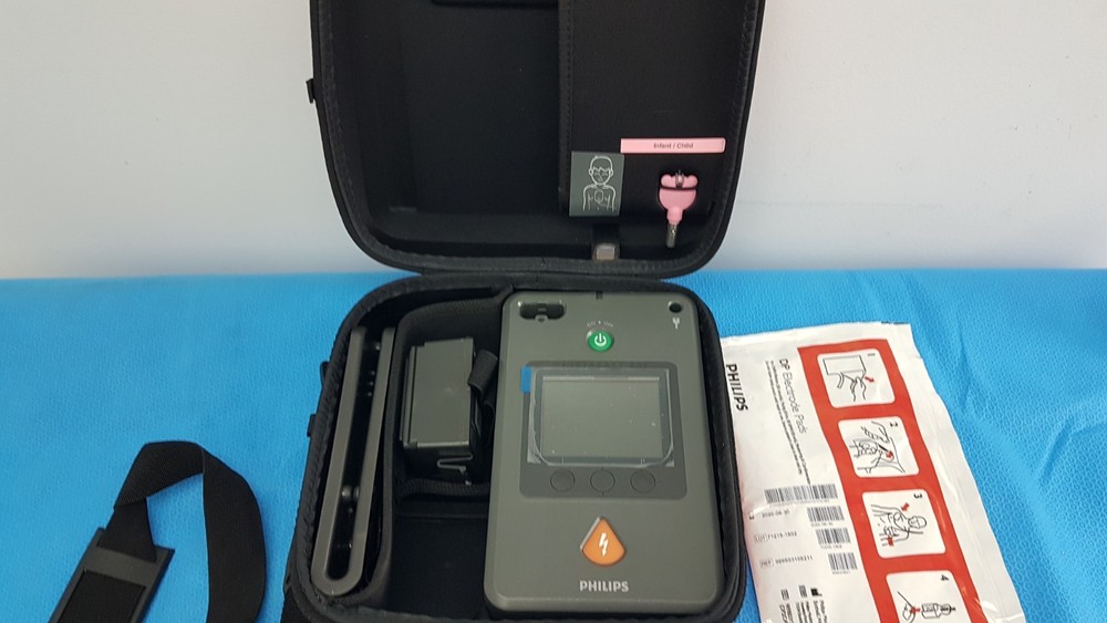 Philips HeartStart FR3 Defibrillator – Advanced AED System for Emergency Respons