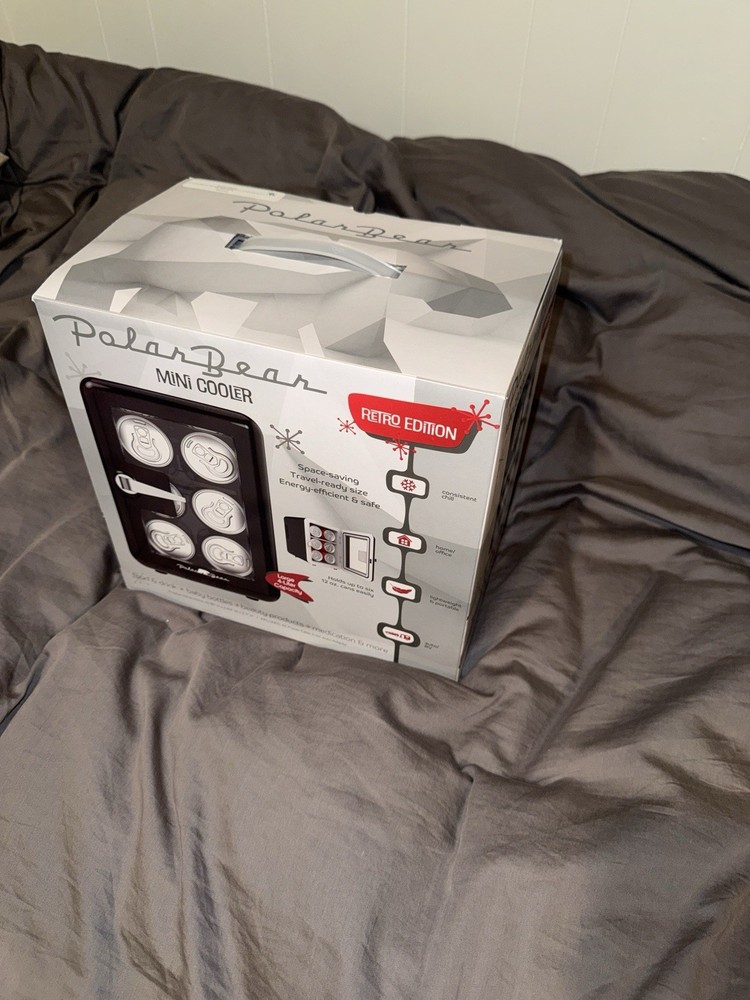 Polar Bear mini Fridge