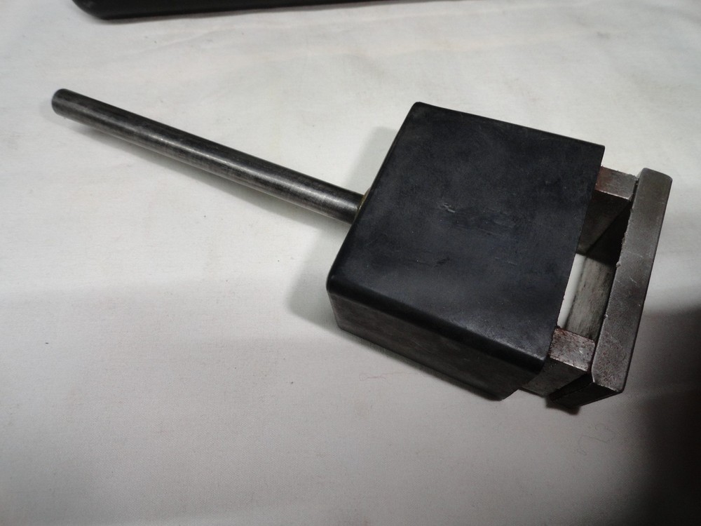 Vintage Central Tools 6410 0-1" Dial Indicator With Magnetic Base