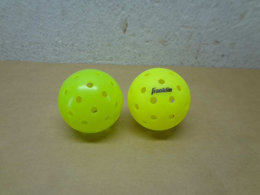 Paddletek Phoenix G6 Composite Bundle, 2 Player paddle and ball set