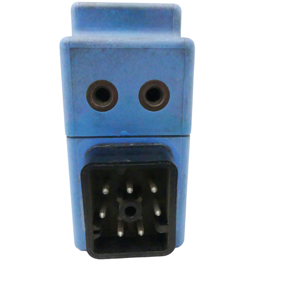 SICK WT36-R710 retro-reflective light sensor -used-