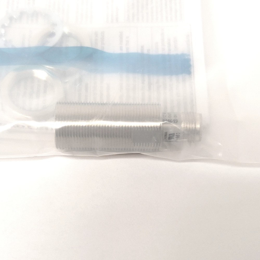 Omron E2E-X5F1-M1 Inductive Proximity Sensor 5mm Range, 12-24VDC, PNP-NO, M18