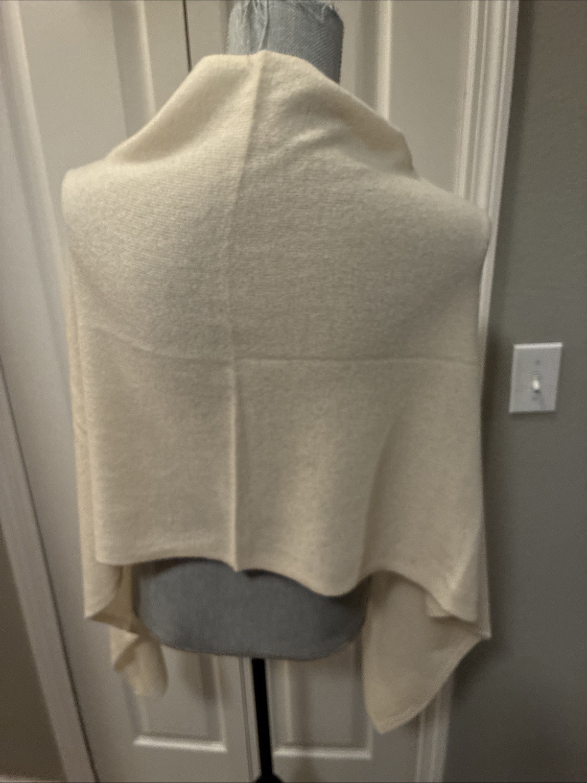 Rachel Zoe 100% Cashmere Poncho/scarf